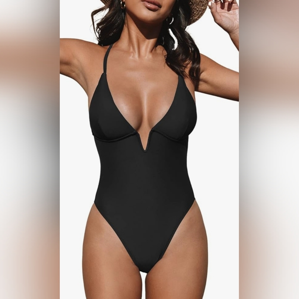 CUPSHE Women's Swimsuit One-Piece Bathing Suit